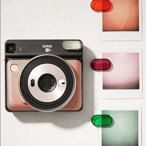 Instax Square SQ6 polaroid / instant camera